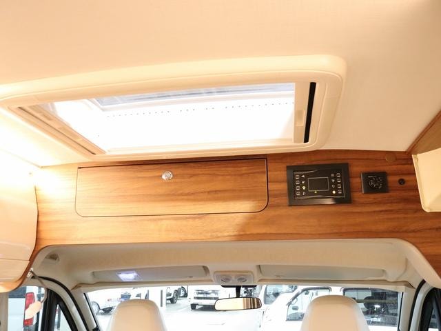 Миниатюра 12