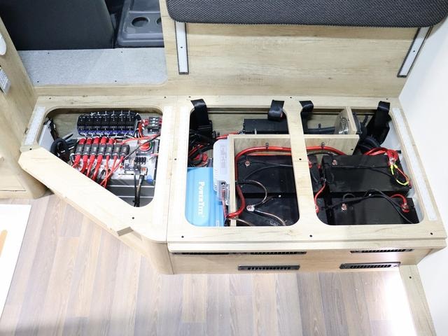 Миниатюра 9