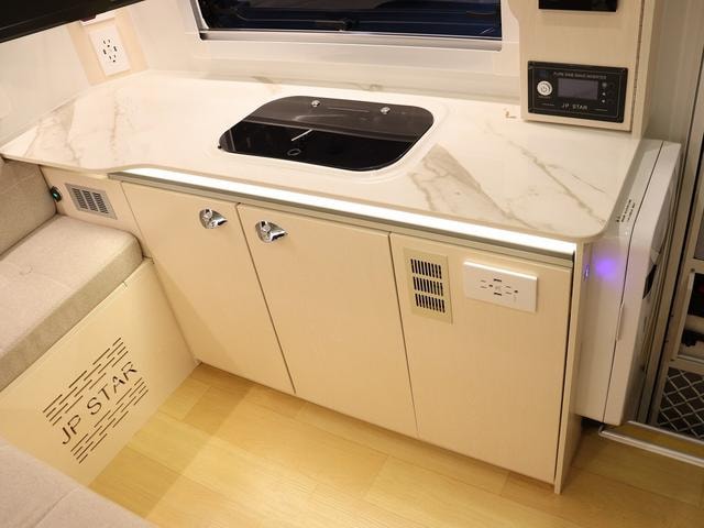 Миниатюра 29