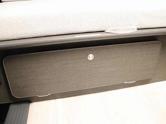 Миниатюра 16