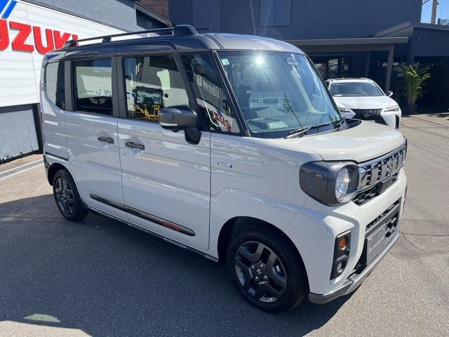 Suzuki SPACIA GEAR 2026 — фото автомобиля 1