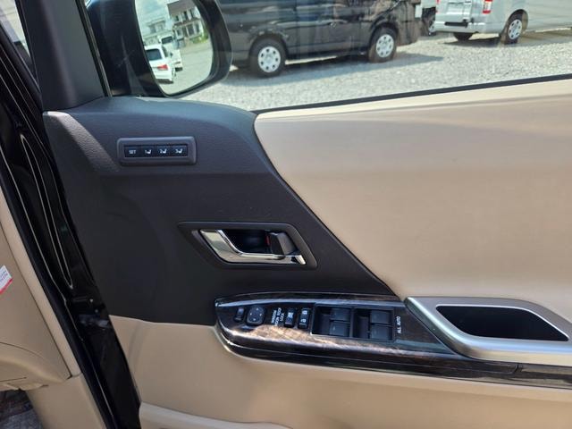 Миниатюра 12