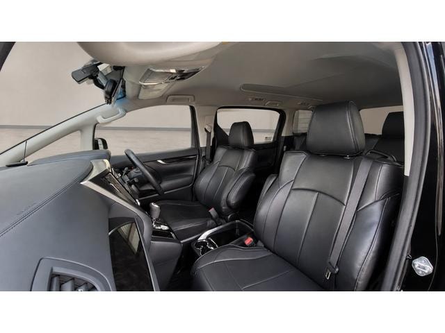 Toyota VELLFIRE 2017 — фото автомобиля 1