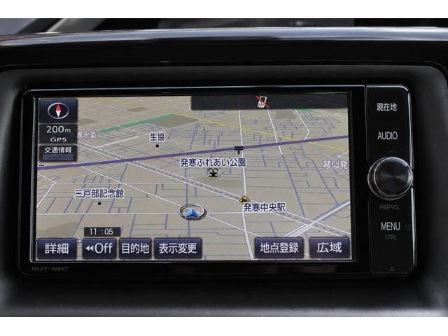 Toyota VOXY 2018 — фото автомобиля 1