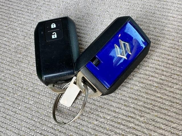 Миниатюра 28