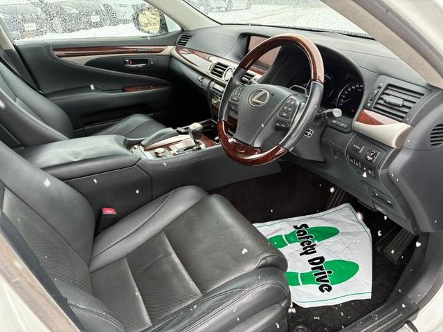 Миниатюра 12