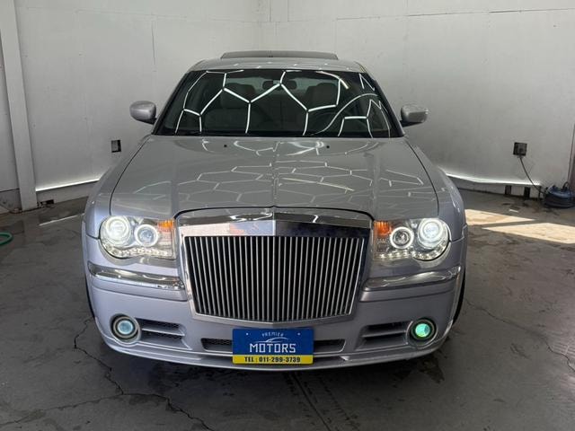 Chrysler 300C  — фото автомобиля 1