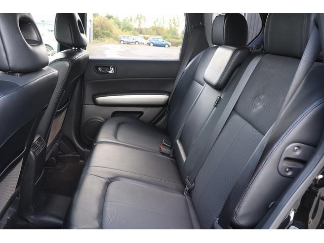 Nissan X-TRAIL 2013 — фото автомобиля 1