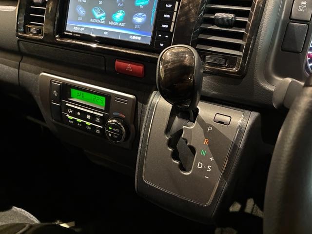 Миниатюра 28