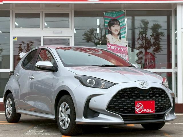 Toyota YARIS 2024 — фото автомобиля 1
