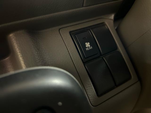 Mitsubishi MINICAB VAN 2018 — фото автомобиля 1