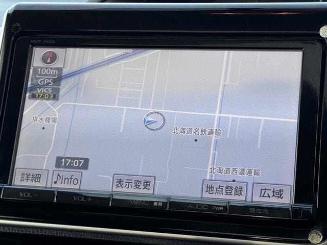 Toyota NOAH 2015 — фото автомобиля 1