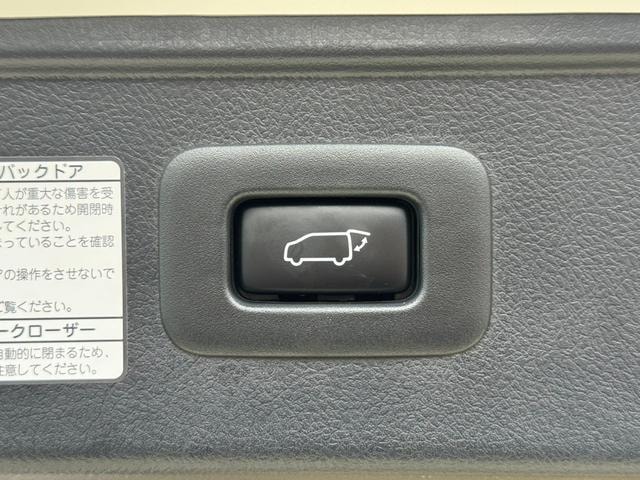 Toyota ALPHARD HYBRID 2015 — фото автомобиля 1