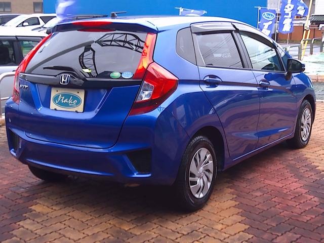 Honda FIT 2015 — фото автомобиля 1