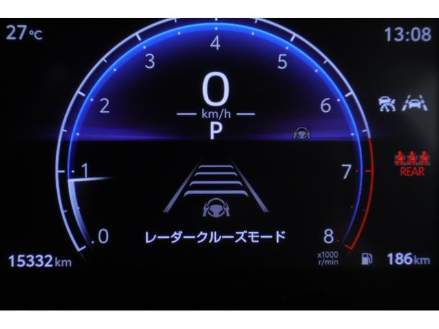 Toyota YARIS 2024 — фото автомобиля 1