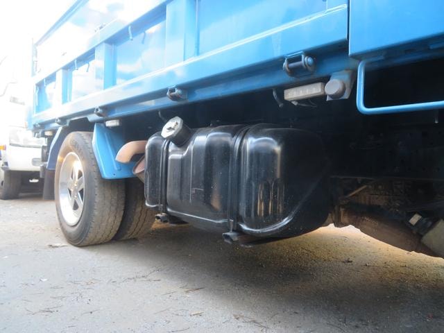 Isuzu ELF TRUCK 2011 — фото автомобиля 1