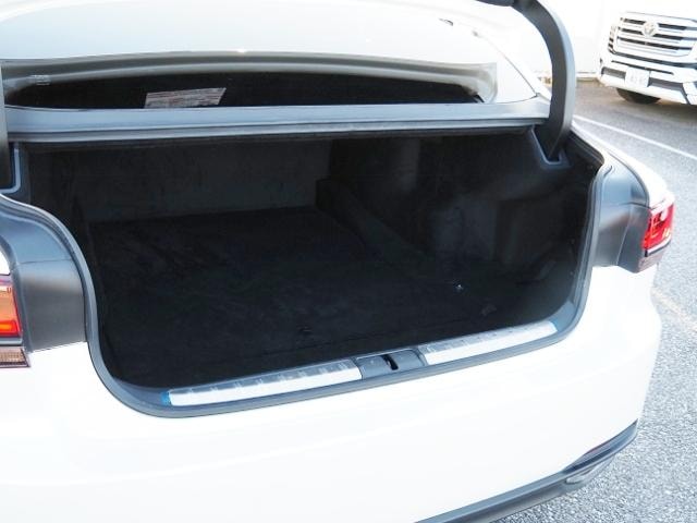 Миниатюра 28