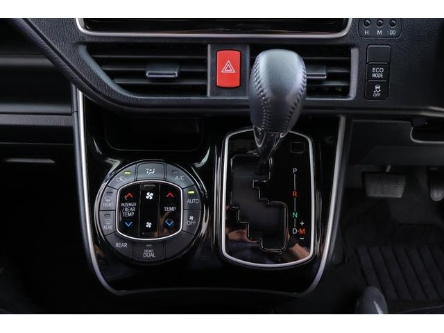 Toyota VOXY 2019 — фото автомобиля 1