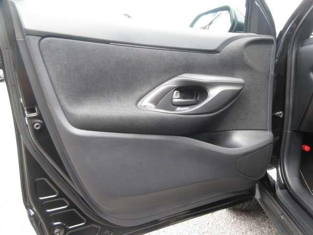 Toyota YARIS CROSS 2024 — фото автомобиля 1
