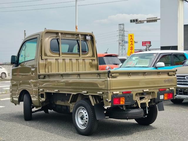 Миниатюра 17