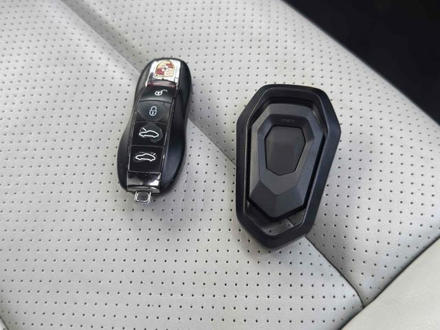 Миниатюра 11