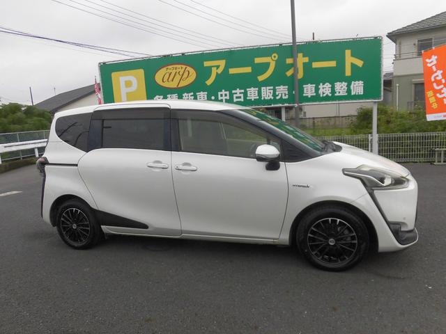 Toyota SIENTA 2015 — фото автомобиля 1