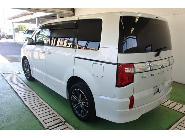 Mitsubishi DELICA D:5 2019 — фото автомобиля 1