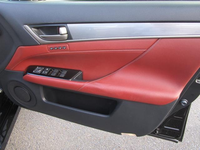 Миниатюра 28