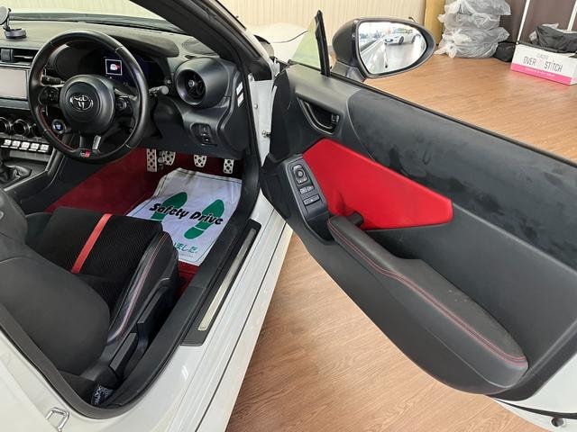 Миниатюра 38