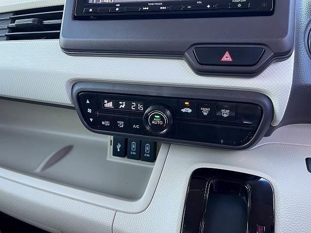 Honda N-BOX 2019 — фото автомобиля 1