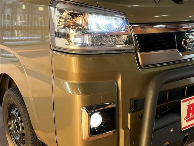 Миниатюра 28