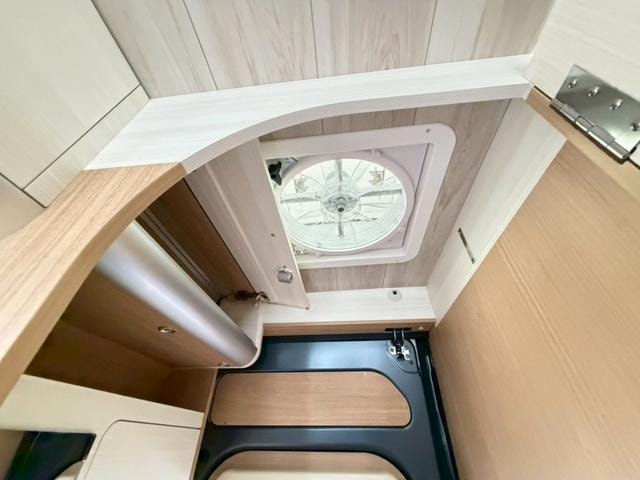 Миниатюра 12
