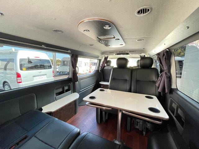 Toyota HIACE WAGON 2020 — фото автомобиля 1