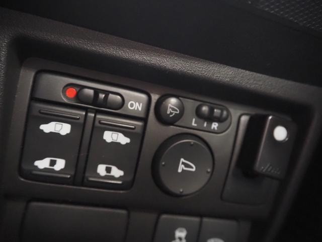 Honda FREED SPIKE HYBRID 2016 — фото автомобиля 1