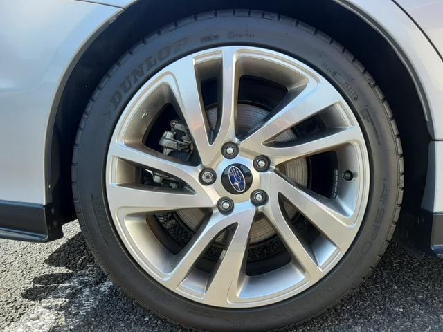 Subaru WRX S4 2015 — фото автомобиля 1