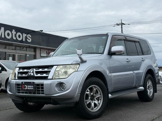 Mitsubishi PAJERO 2012 — фото автомобиля 1