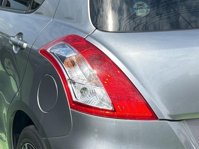 Suzuki SWIFT 2017 — фото автомобиля 1