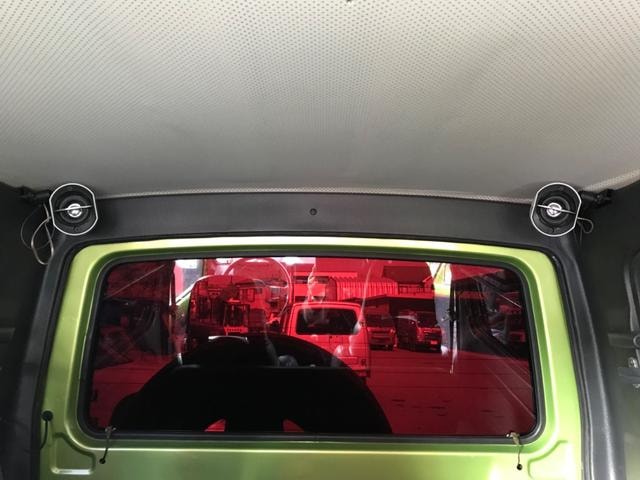 Suzuki JIMNY 1995 — фото автомобиля 1
