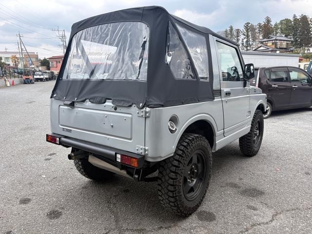 Миниатюра 12