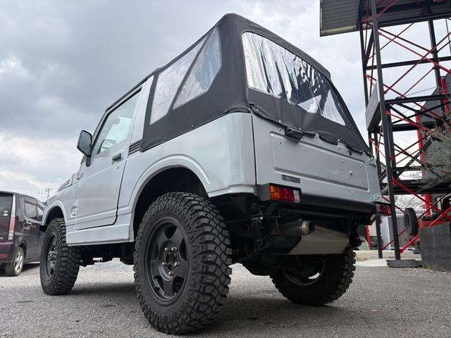 Миниатюра 20