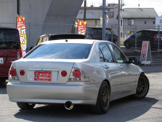 Миниатюра 7