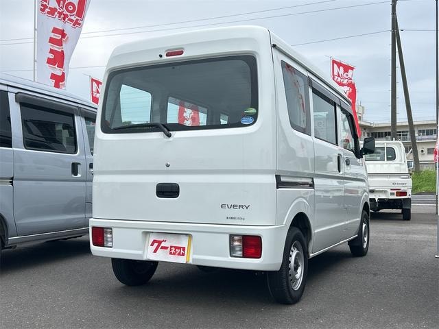 Миниатюра 28