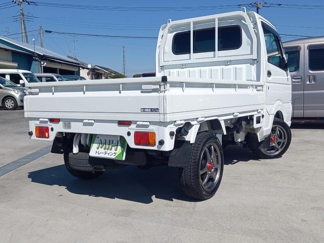 Миниатюра 18