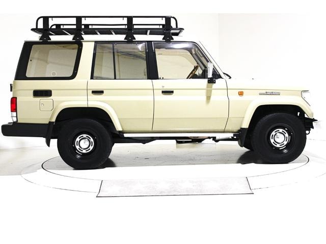 Миниатюра 16
