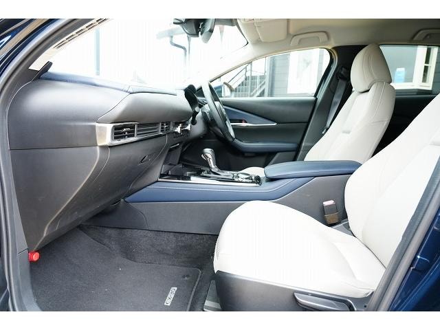 Mazda CX-30 2020 — фото автомобиля 1