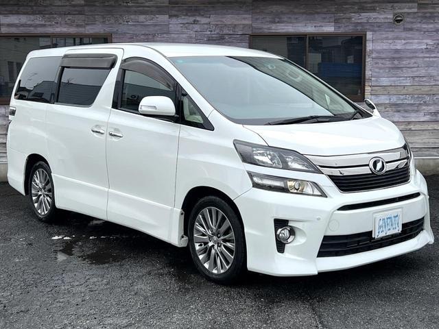 Toyota VELLFIRE 2012 — фото автомобиля 1