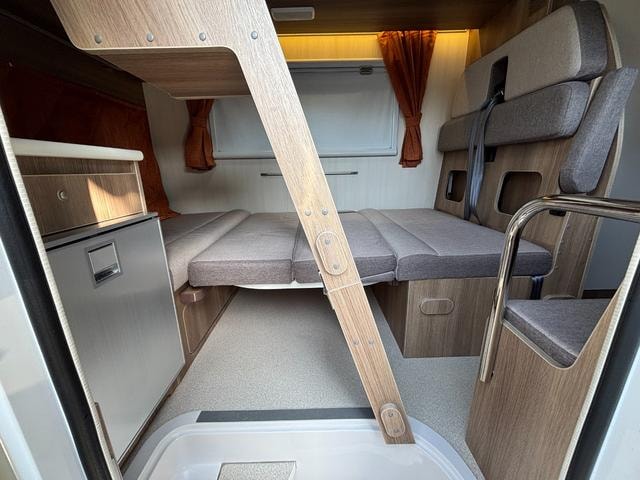 Миниатюра 14