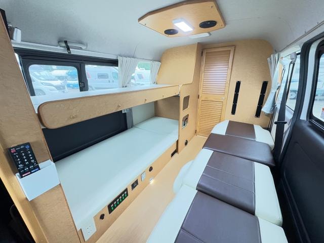 Миниатюра 44