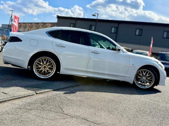 Миниатюра 16
