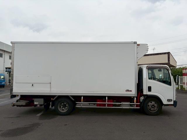 Миниатюра 12